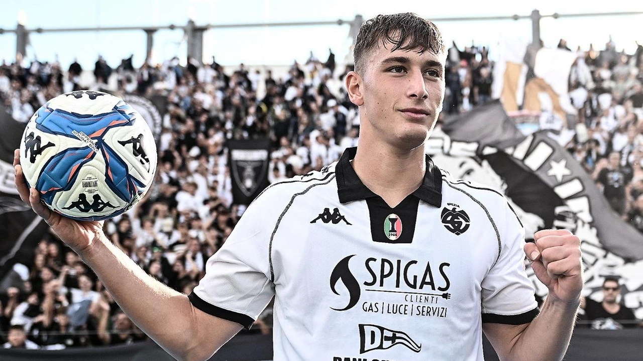Pio Esposito in campo da titolare nel match al Picco contro il Modena Pio Esposito in campo da titolare nel match al Picco contro il Modena