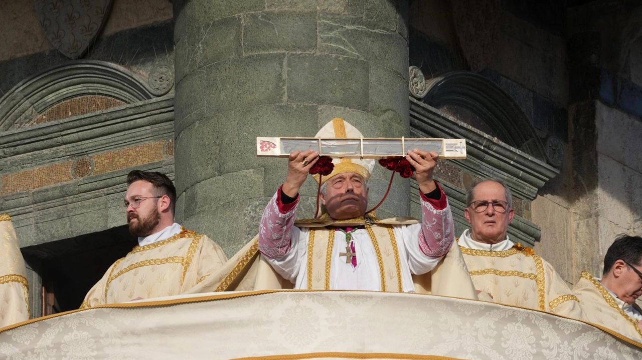 Prato, l'Ostensione della Sacra Cintola (Attalmi)