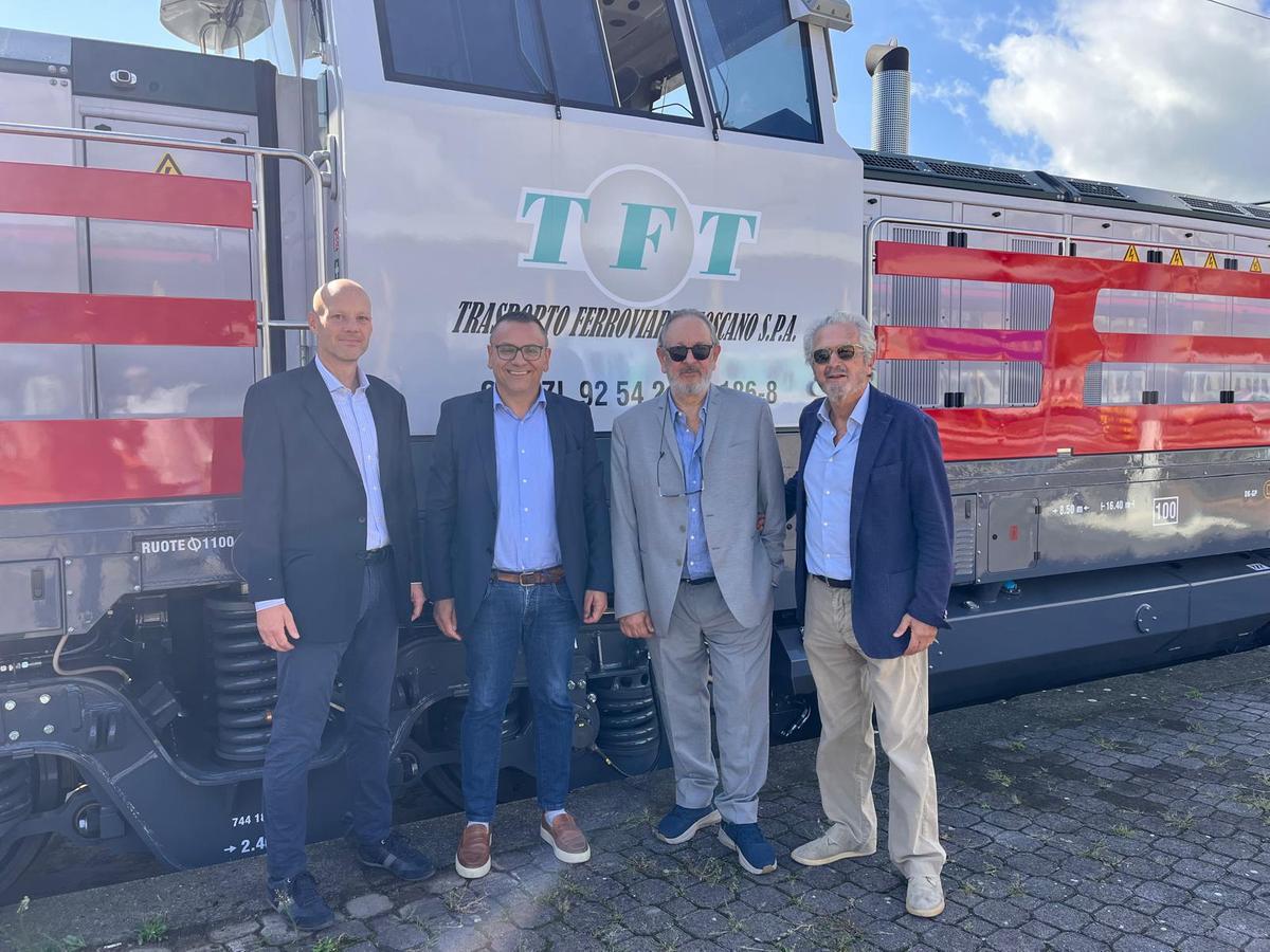 Trasporto Ferroviario Toscano amplia la flotta merci: presentata la seconda locomotiva EffiShunter 1000