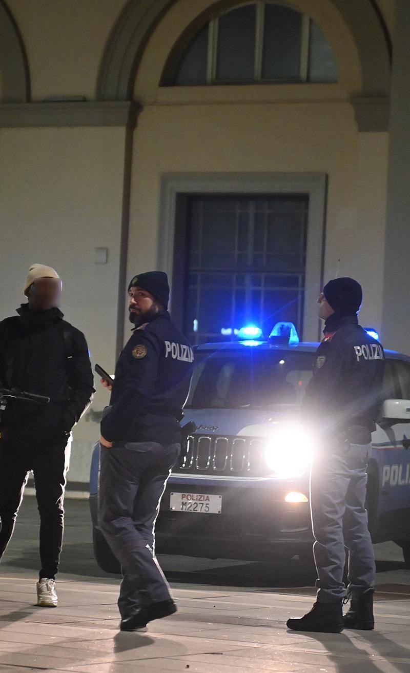 Bivacco abusivo nel fondo occupato, denunciati Bivacco abusivo nel fondo occupato, denunciati