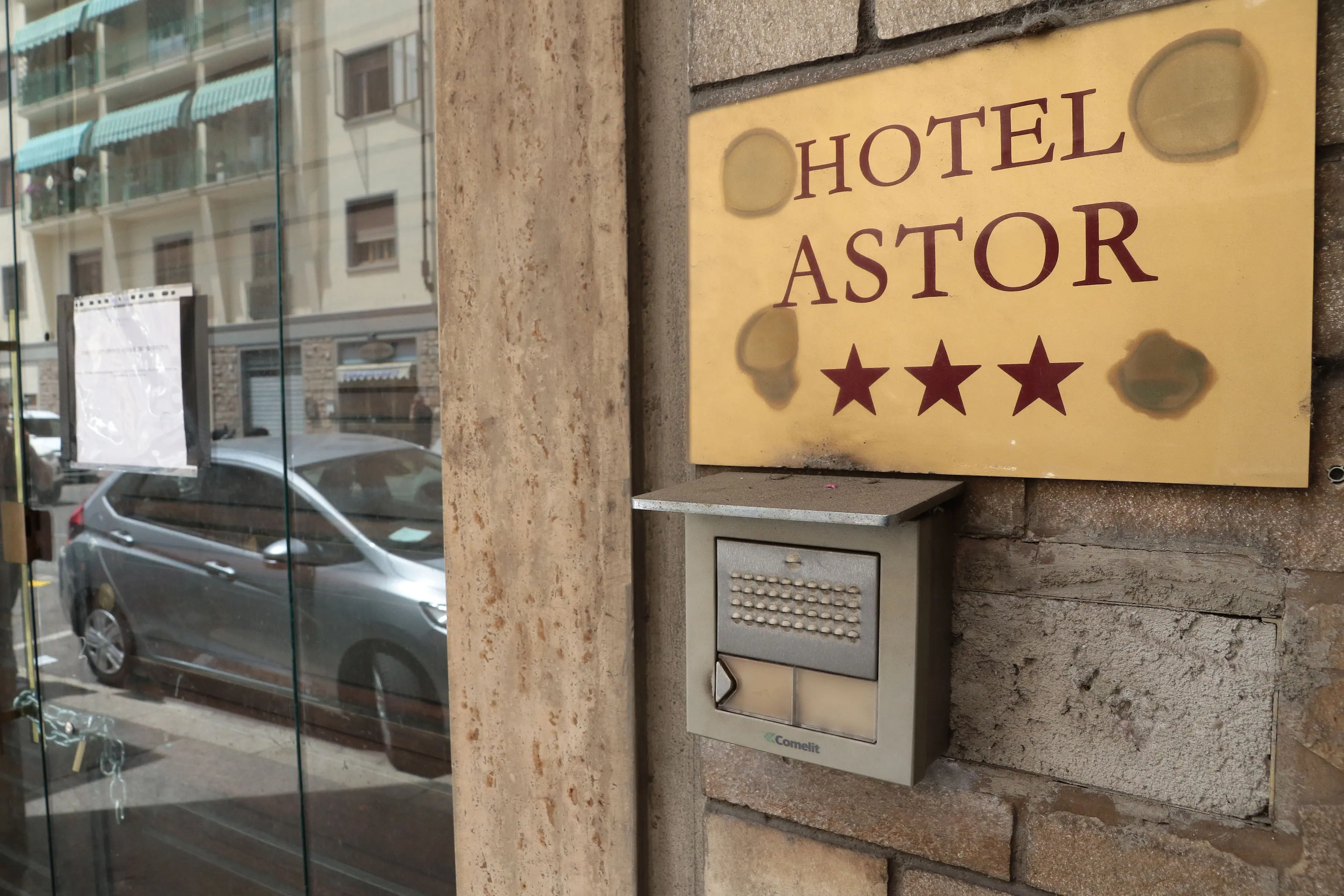 Firenze, ex hotel Astor: dal dramma della scomparsa di Kata a 25 nuovi appartamenti