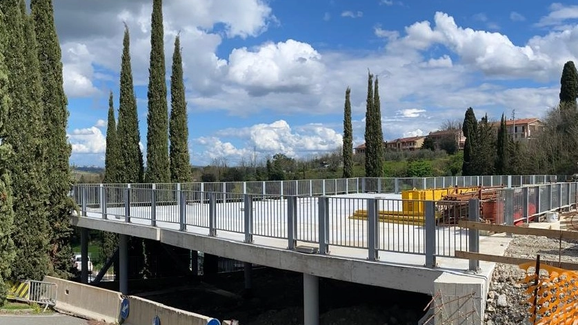 Entro la fine dell'anno sarà completata anche la passerella Entro la fine dell'anno sarà completata anche la passerella