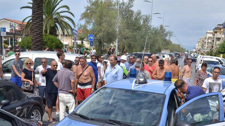 Quella fuga sui viali a mare