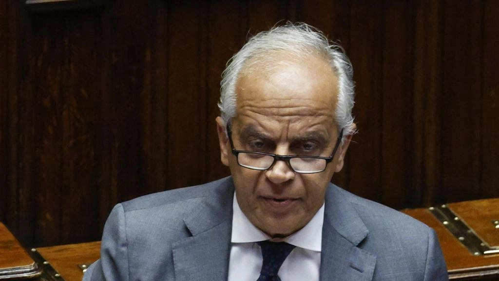 'Rivendico azione fatta per contrastare l'immigrazione illegale'