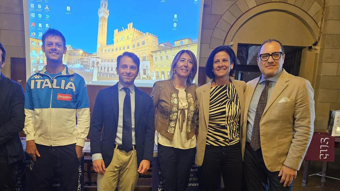 Campionati italiani. Scherma paralimpica e non vedenti a Siena Campionati italiani. Scherma paralimpica e non vedenti a Siena