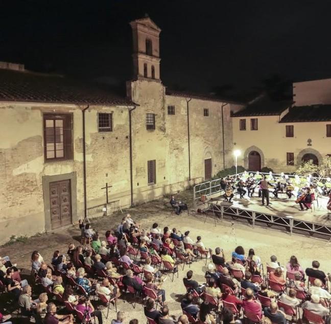 https://www.lanazione.it/image-service/view/acePublic/alias/contentid/NmNhYmY0MDEtNTY1MC00/0/giugno-musicale-serate-in-note-nei-luoghi-simbolo.jpeg