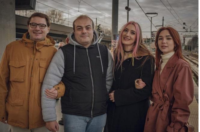 "La vita da grandi", presentazione e proiezione del film al Cinema Caffè Lanteri