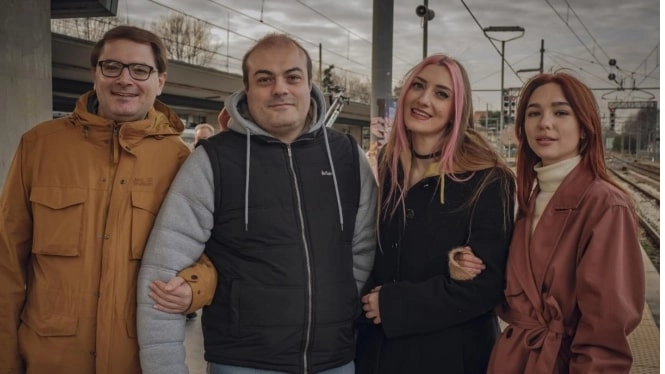 "La vita da grandi", presentazione e proiezione del film al Cinema Caffè Lanteri