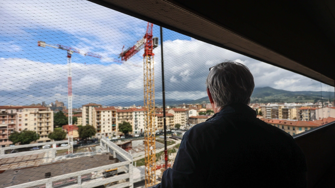 Il cantiere di via Mariti (foto Giuseppe Cabras/New Press Photo) Il cantiere di via Mariti (foto Giuseppe Cabras/New Press Photo)
