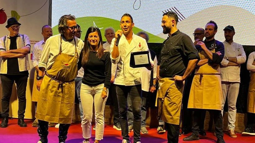 Un momento della premiazione di Rosso Veneziano all’edizione 2025 de «La Toscana in bocca» La manifestazione quest’anno ha confermato di essere punto di riferimento importante per la città e non solo
