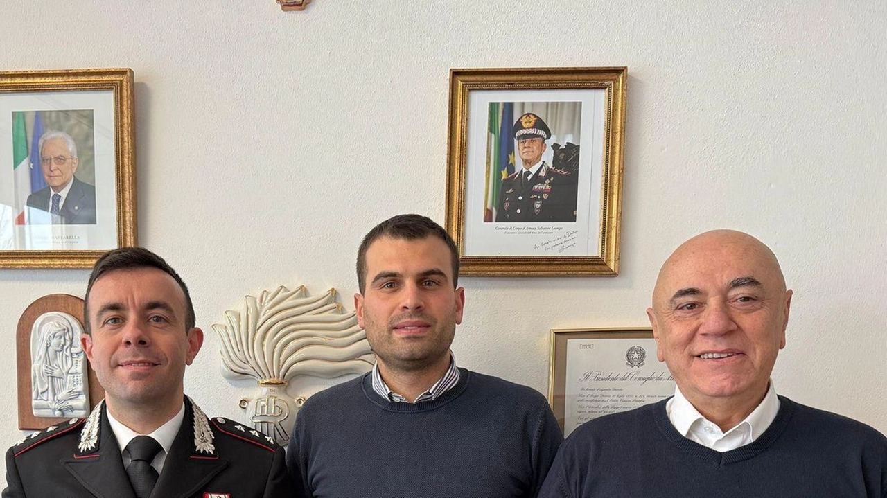 Arrivano quattro carabinieri a rafforzare il territorio del Casentino e due saranno fissi a Bibbiena. Queste le importanti novità sul fronte sicurezza a seguito di un incontro che il sindaco e l’assessore alla sicurezza Arrivano quattro carabinieri a rafforzare il territorio del Casentino e due saranno fissi a Bibbiena. Queste le importanti novità sul fronte sicurezza a seguito di un incontro che il sindaco e l’assessore alla sicurezza