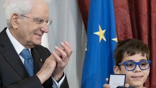 Paciano: otto anni è Alfiere della Repubblica . Paciano: otto anni è Alfiere della Repubblica .