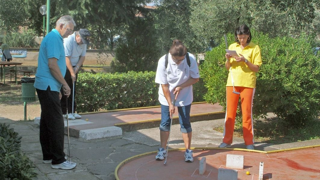 Oggi giornata conclusiva al campo "Paolo Cavallini", per la gara Internazionale di Minigolf "25° Internazionale di Minigolf, Trofeo Città... Oggi giornata conclusiva al campo "Paolo Cavallini", per la gara Internazionale di Minigolf "25° Internazionale di Minigolf, Trofeo Città...
