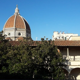 I cittadini promuovono i servizi bibliotecari del Comune