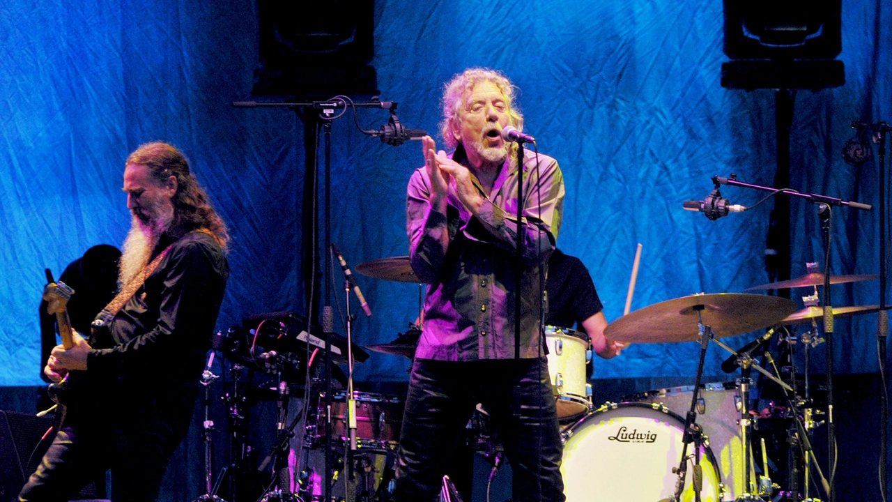 Robert Plant in concerto al Lucca Summer Festival 2025 Robert Plant in concerto al Lucca Summer Festival 2025