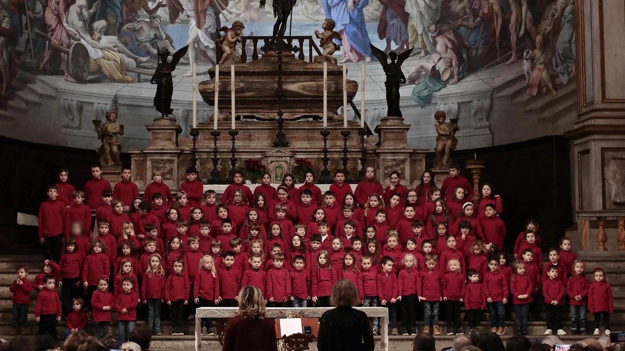 Tantissimi bambini della scuola elementare San Girolamo sono stati protagonisti al concerto di Natale nella chiesa della Santissima Annunziata in... Tantissimi bambini della scuola elementare San Girolamo sono stati protagonisti al concerto di Natale nella chiesa della Santissima Annunziata in...