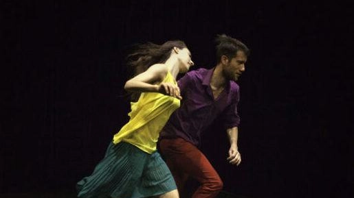 Domani sera alle Fonti di Pescaia, il direttore artistico dei Teatri di Siena, Vincenzo Bocciarelli, porterà in scena 'Pierino e il Lupo' e 'Il carnevale degli animali'. Stasera, invece, spettacolo con 'Amore Amaro', rivisitazione contemporanea di Romeo e Giulietta. Domani sera alle Fonti di Pescaia, il direttore artistico dei Teatri di Siena, Vincenzo Bocciarelli, porterà in scena 'Pierino e il Lupo' e 'Il carnevale degli animali'. Stasera, invece, spettacolo con 'Amore Amaro', rivisitazione contemporanea di Romeo e Giulietta.