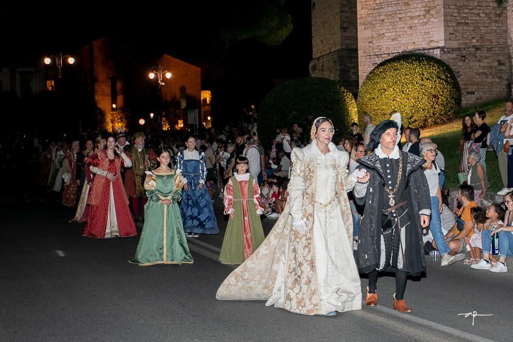 Sfilando nelle rievocazioni d’epoca: "Il Gruppo storico cerca volontari" Sfilando nelle rievocazioni d’epoca: "Il Gruppo storico cerca volontari"