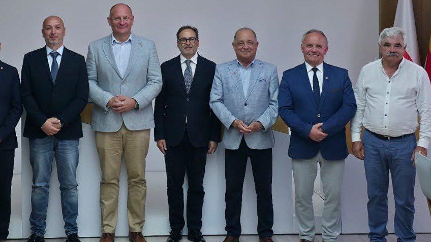 Persiani in visita a Nowy S?cz . Rafforzato il gemellaggio Persiani in visita a Nowy S?cz . Rafforzato il gemellaggio