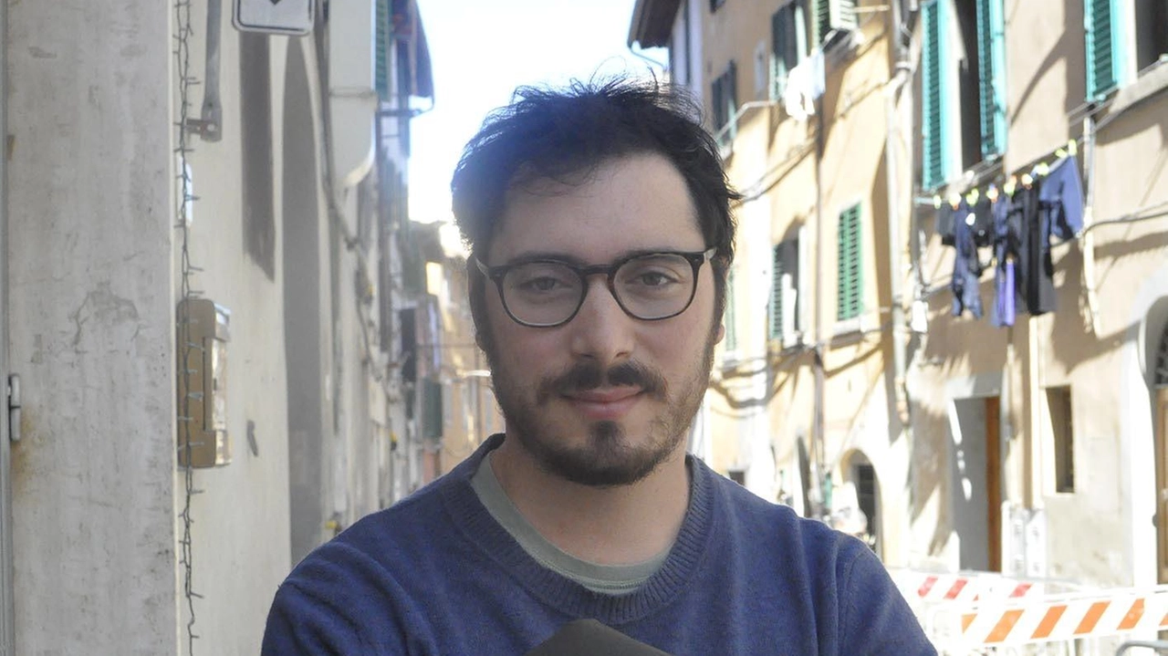 Bruno Borri, impiegato di 30 anni, una laurea in Scienze politiche, è al secondo mandato in Consiglio dove è stato eletto con il Pd Bruno Borri, impiegato di 30 anni, una laurea in Scienze politiche, è al secondo mandato in Consiglio dove è stato eletto con il Pd