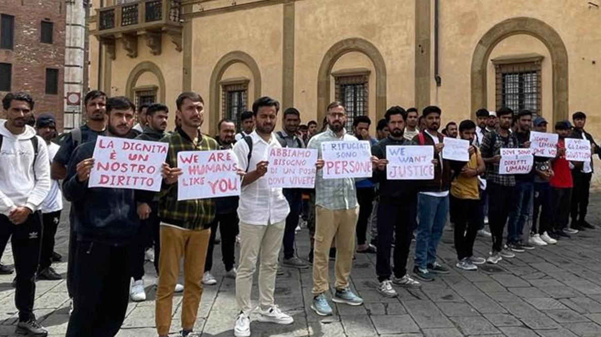 Emergenza richiedenti asilo a Siena: il rettore dell’Università per Stranieri Tomaso Montanari replica agli attacchi politici Emergenza richiedenti asilo a Siena: il rettore dell’Università per Stranieri Tomaso Montanari replica agli attacchi politici