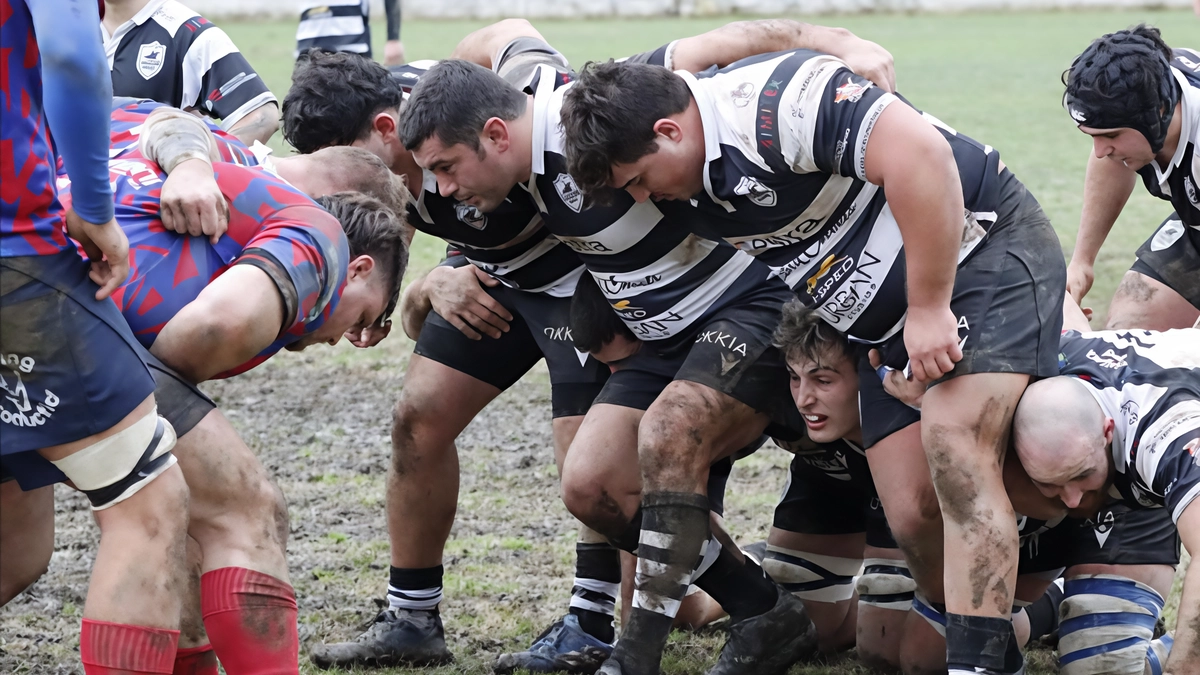 La prima squadra è retrocessione dal girone di merito della Serie A La prima squadra è retrocessione dal girone di merito della Serie A