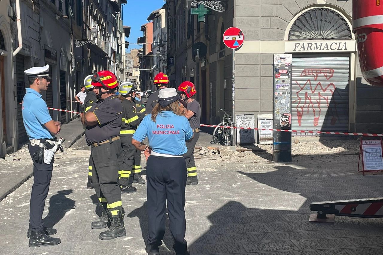 Il cornicione caduto