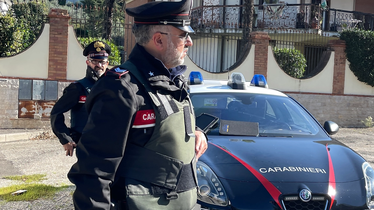 I carabinieri hanno arrestato in flagrante uno dei rapinatori