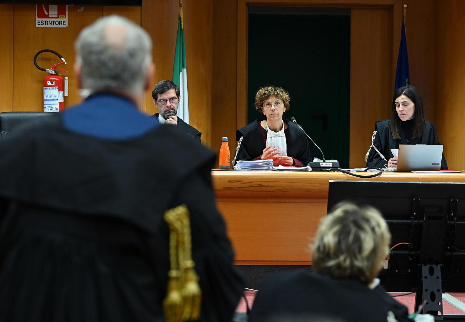 Il caso giudice di pace: "La giunta ha tradito tutti gli impegni presi" Il caso giudice di pace: "La giunta ha tradito tutti gli impegni presi"