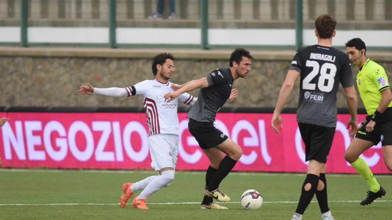 Arezzo, vittoria e sorrisi in trasferta. Ora i playoff, testa al Gubbio
