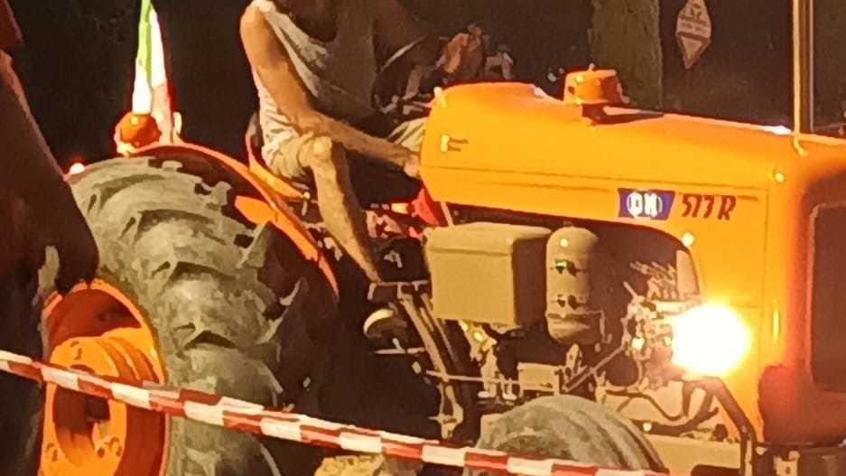 Aratura by night con oltre cento trattoristi