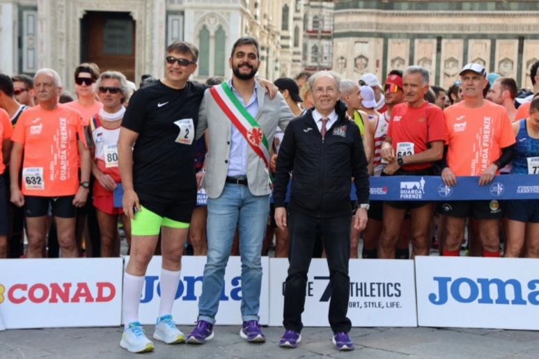 Guarda Firenze - l'assessore Cosimo Guccione starter della corsa