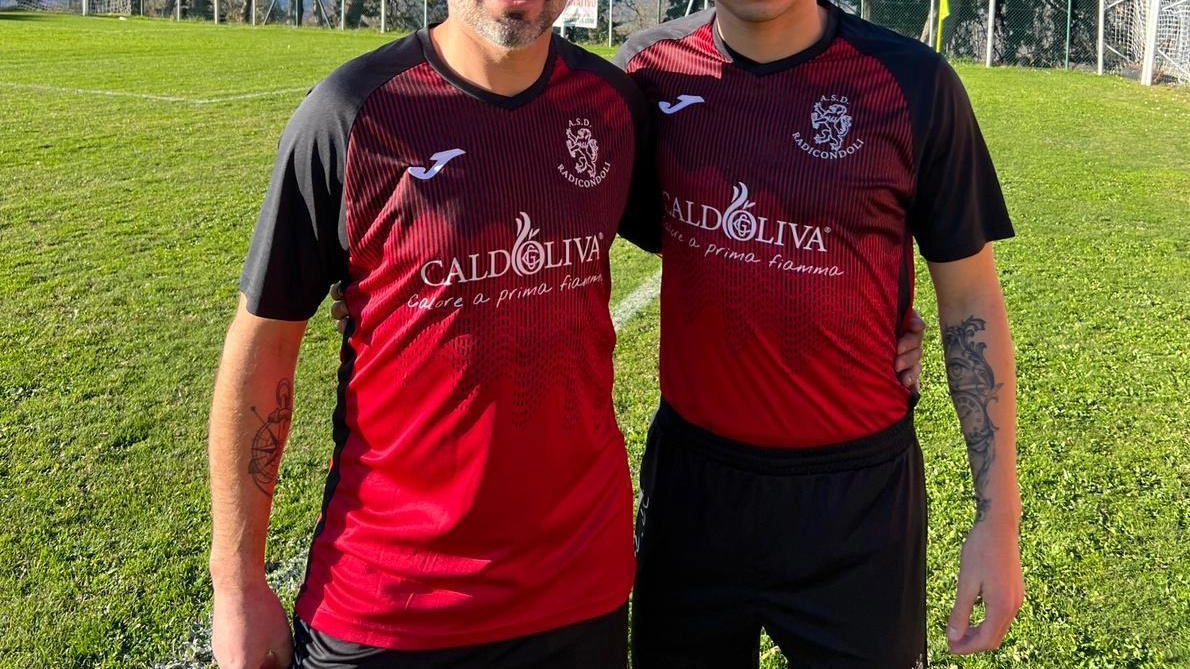 Gaetano allena e gioca da titolare. Gabriele, classe 2005 ha segnato il gol del successo in rimonta Gaetano allena e gioca da titolare. Gabriele, classe 2005 ha segnato il gol del successo in rimonta