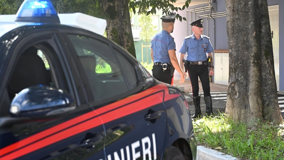 I carabinieri hanno arrestato il giovane spacciatore nel quartiere di San Vito: ha patteggiato due anni