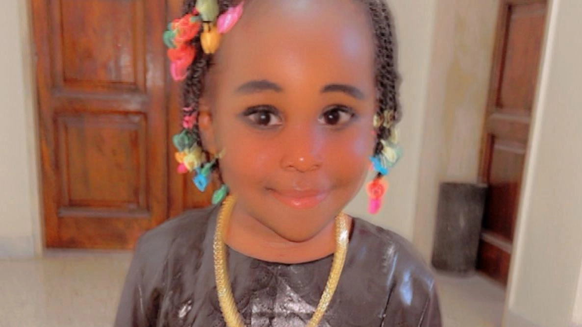 Mame Diara Sow, 4 anni, morta domenica nell’incendio della casa in via Turi Mame Diara Sow, 4 anni, morta domenica nell’incendio della casa in via Turi