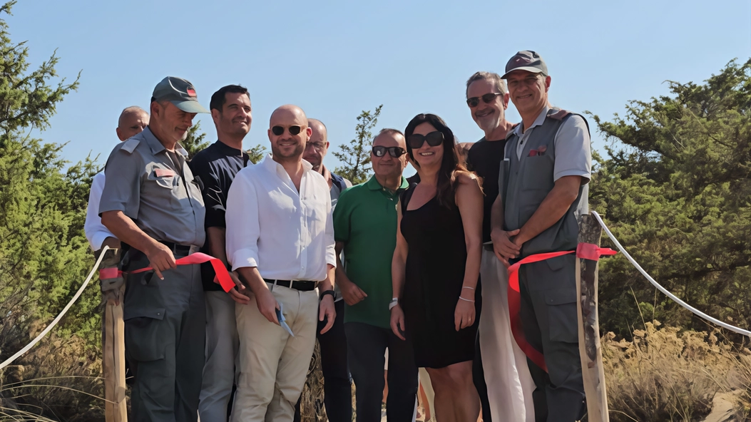 A Principina. a mare sistemata la duna, con recinzione non impattante ma necessaria per tutelare la duna e la porta nord del Parco A Principina. a mare sistemata la duna, con recinzione non impattante ma necessaria per tutelare la duna e la porta nord del Parco