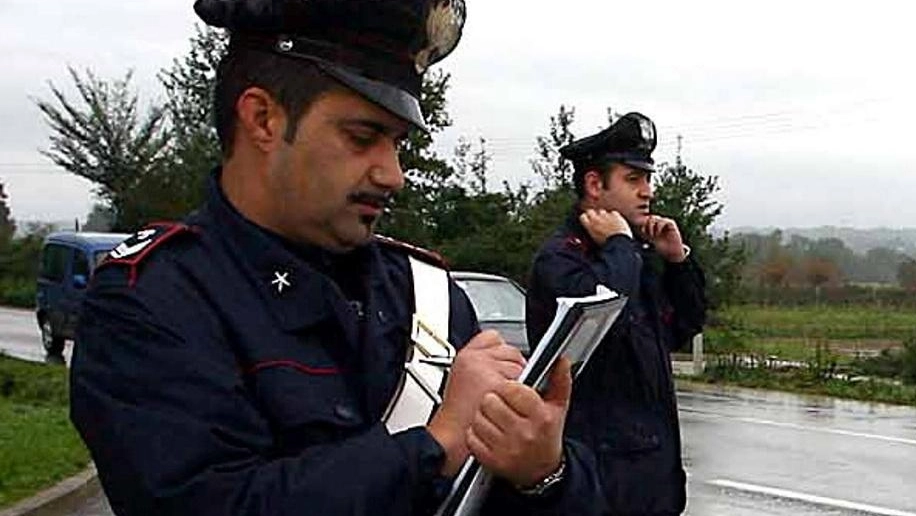 I carabinieri sono al lavoro per stabilire l’esatta dinamica dell’incidente (FotoGermogli) I carabinieri sono al lavoro per stabilire l’esatta dinamica dell’incidente (FotoGermogli)