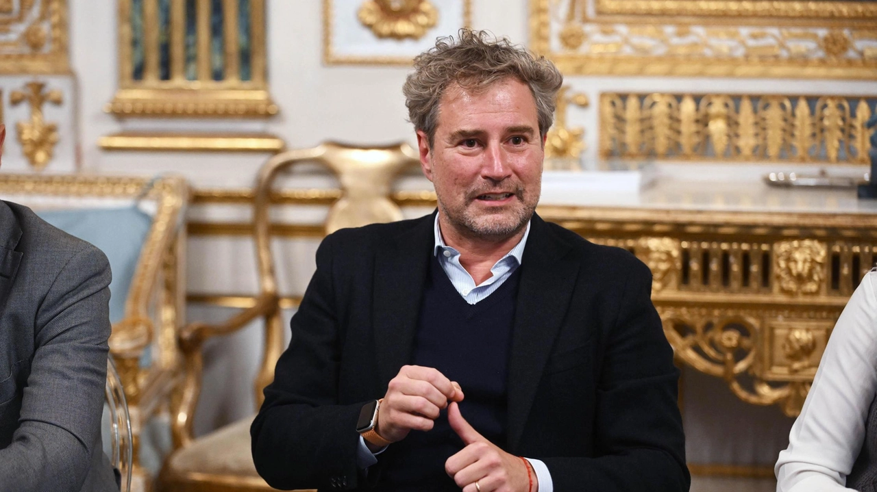 Il consiglio comunale di Lucca discute della difficile situazione del pronto soccorso senza giungere a una decisione. Polemiche tra centrodestra e centrosinistra, nessun ordine del giorno approvato. La commissione sociale dovrà tornare a discutere della questione. Il consiglio comunale di Lucca discute della difficile situazione del pronto soccorso senza giungere a una decisione. Polemiche tra centrodestra e centrosinistra, nessun ordine del giorno approvato. La commissione sociale dovrà tornare a discutere della questione.