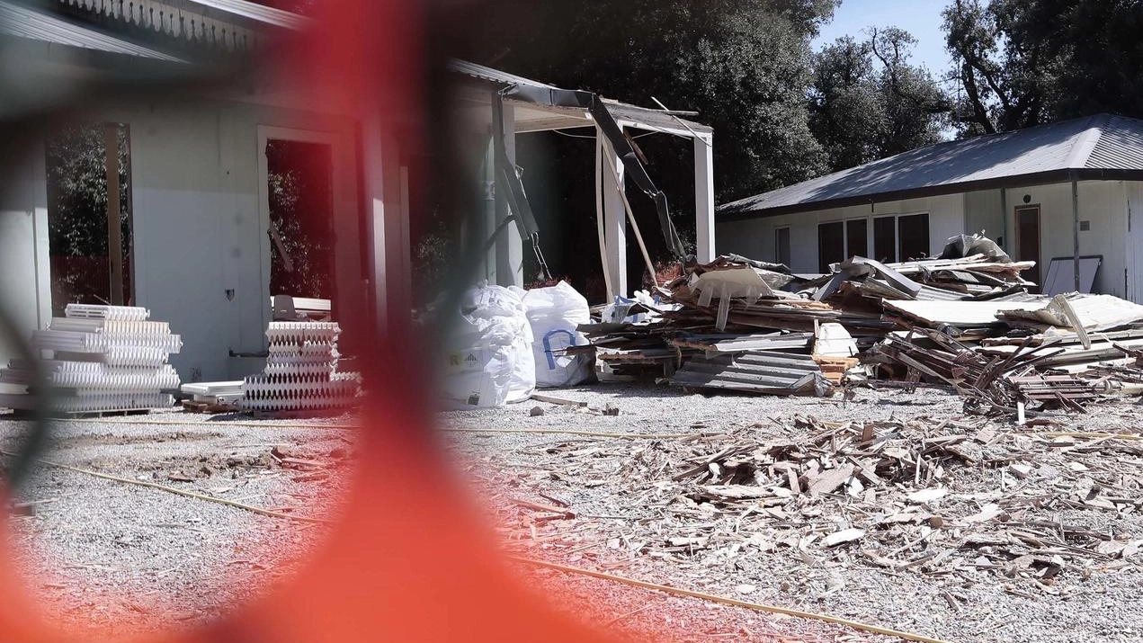 I lavori di adeguamento alla scuola primaria Sclavo in Fortezza, contestati dall’ex provveditore Martinelli I lavori di adeguamento alla scuola primaria Sclavo in Fortezza, contestati dall’ex provveditore Martinelli