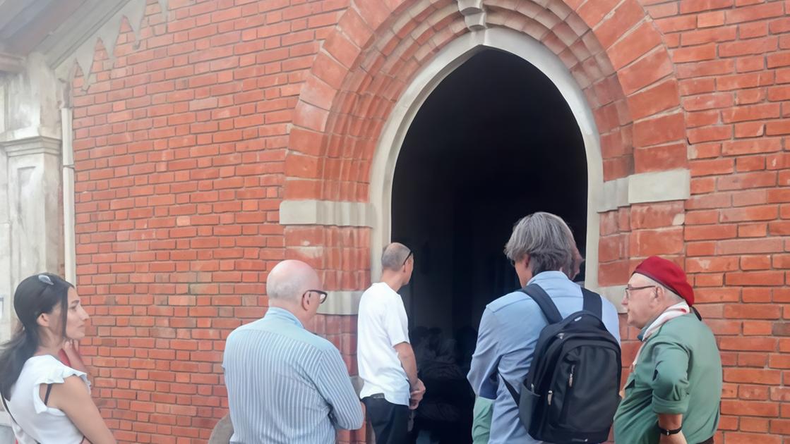 https://www.lanazione.it/image-service/view/acePublic/alias/contentid/NmYxMTQ0Y2EtMzgwNC00/0/riapre-la-storica-cappellina-degli-scout.jpeg?f=16:9&w=1200&h=630