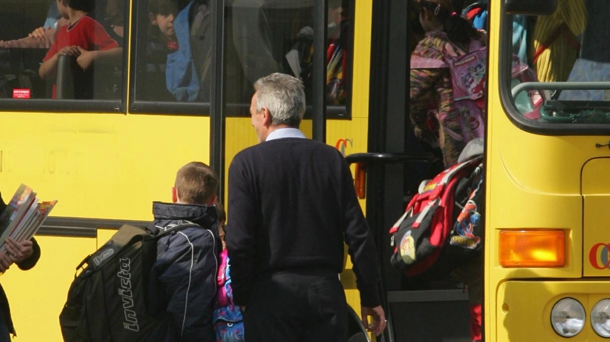 Il servizio scuolabus non è stato interessato dagli aumenti ad Asciano, necessari per quanto riguarda l’Irpef visto che. lo Stato ha tagliato i fondi ai Comuni (foto archivio) Il servizio scuolabus non è stato interessato dagli aumenti ad Asciano, necessari per quanto riguarda l’Irpef visto che. lo Stato ha tagliato i fondi ai Comuni (foto archivio)