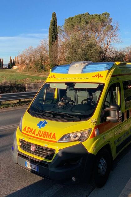 Tragica caduta di bicicletta. Scivola in discesa e batte la testa. Pensionato muore a Vivo d’Orcia Tragica caduta di bicicletta. Scivola in discesa e batte la testa. Pensionato muore a Vivo d’Orcia