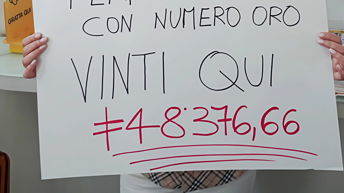 Festa alla. tabaccheria “Il Quadrifoglio“ di via della Repubblica a Umbertide: punta 20 euro, ne vince 50mila Festa alla. tabaccheria “Il Quadrifoglio“ di via della Repubblica a Umbertide: punta 20 euro, ne vince 50mila