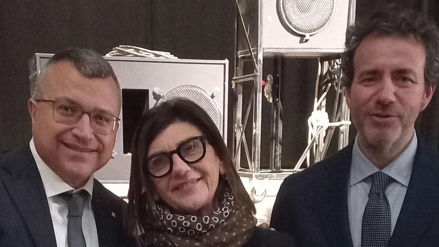 Teatro pieno per la vedova del caposcorta di Falcone Teatro pieno per la vedova del caposcorta di Falcone