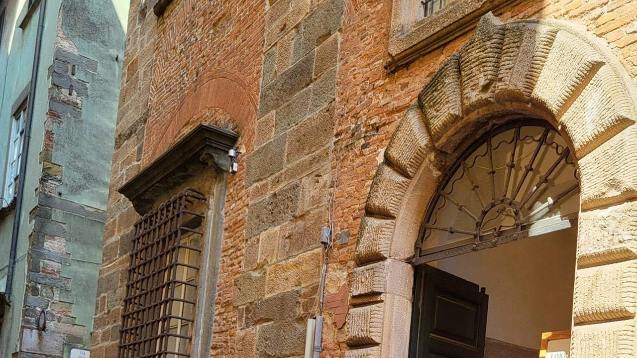 ll sindaco Pardini e l’assessore Santini danno i numeri dei primi sei mesi dell’anno: gli arrivi crescono dell’8 per cento e le presenze del 7. Appello agli imprenditori: "Ci auguriamo che i prezzi restino contenuti". ll sindaco Pardini e l’assessore Santini danno i numeri dei primi sei mesi dell’anno: gli arrivi crescono dell’8 per cento e le presenze del 7. Appello agli imprenditori: "Ci auguriamo che i prezzi restino contenuti".