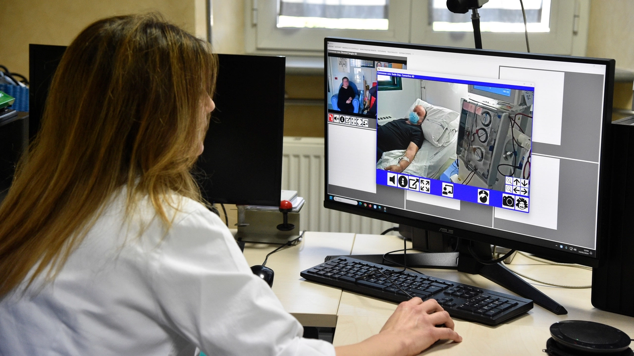 Telemedicina, un collegamento attraverso il computer fra medico e paziente (Foto di repertorio)