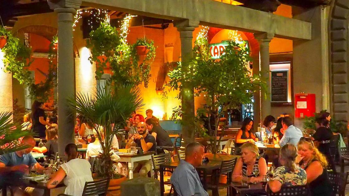 Piazzette a Barga. Torna la festa che accende le serate dell’estate