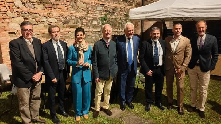 Un impianto all’avanguardia in un contesto di grande bellezza, la capacità di unire impresa e natura, agricoltura e industria. Si...