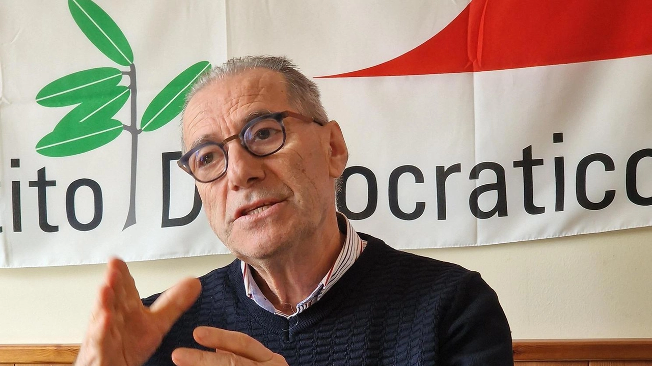 Il segretario provinciale del Partito Democratico, Marco Mazzanti, sta guidando i dem verso le elezioni regionali, che precederanno verosimilmente il ritorno alle urne nel capoluogo Il segretario provinciale del Partito Democratico, Marco Mazzanti, sta guidando i dem verso le elezioni regionali, che precederanno verosimilmente il ritorno alle urne nel capoluogo