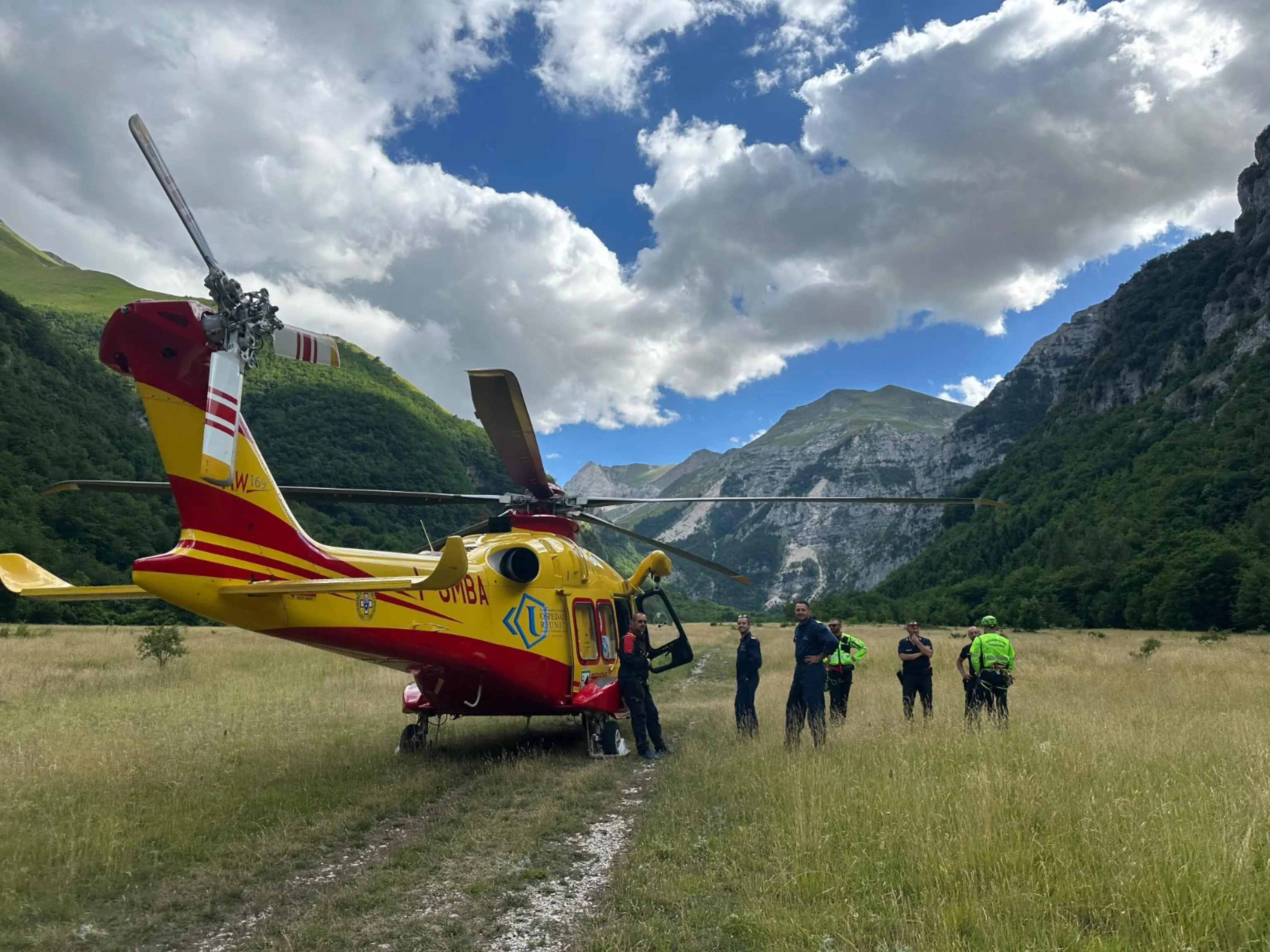 Escursionista cade per 40 metri sul sentiero verso Passo Pordoi